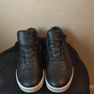 Men's sneakers